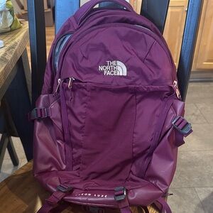 The North Face Women’s Recon Luxe Backpack - Burgundy